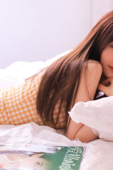 小向まな美